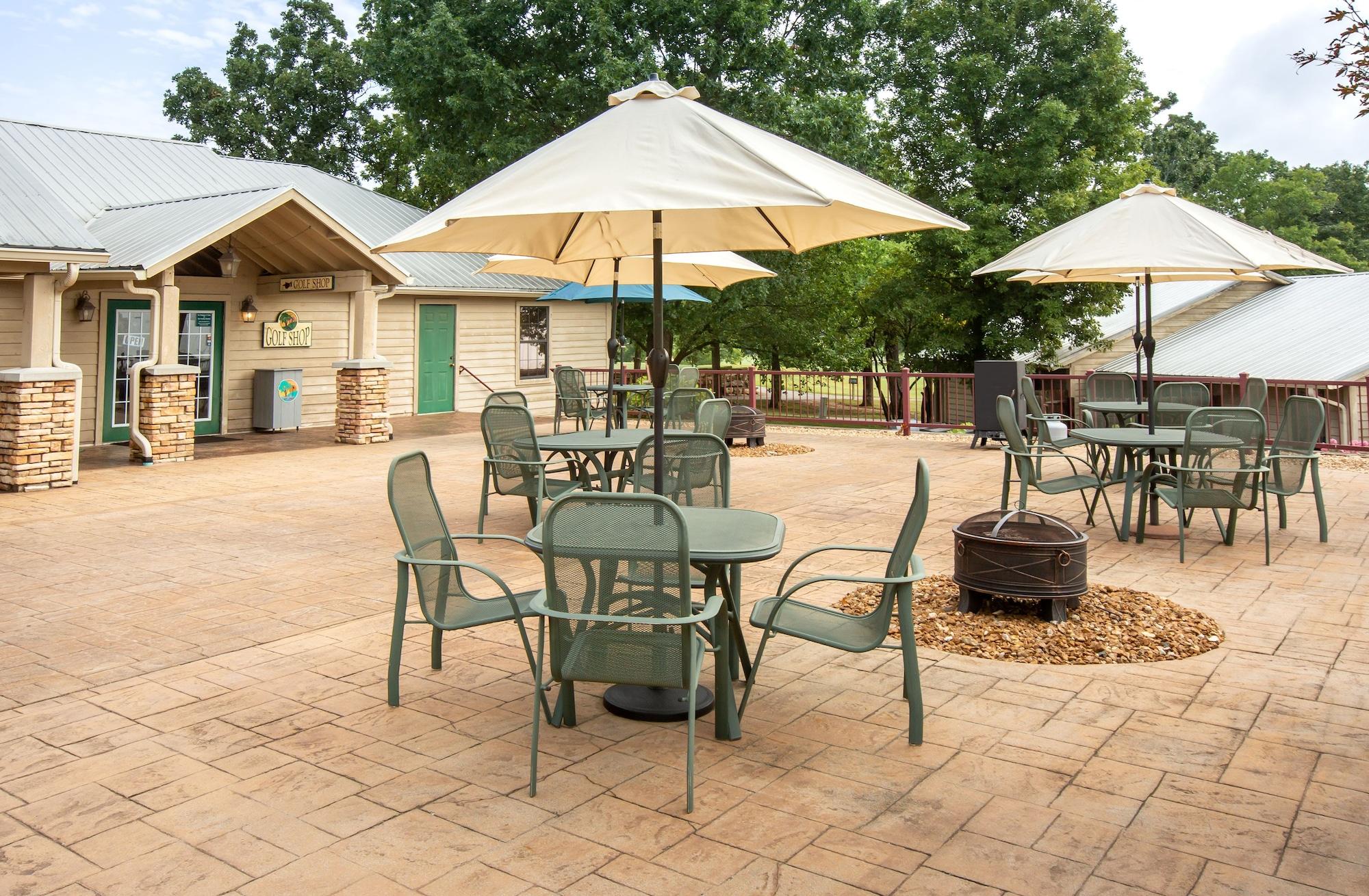 豪乐德希尔斯度假俱乐部假日酒店 Kirbyville 外观 照片